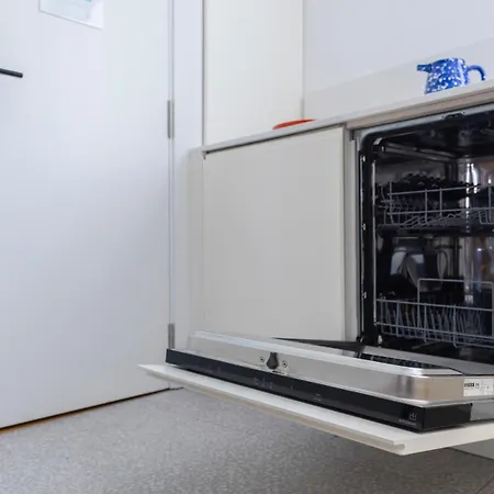 1bdr With Terrace And View By Lovelystay Apartment *