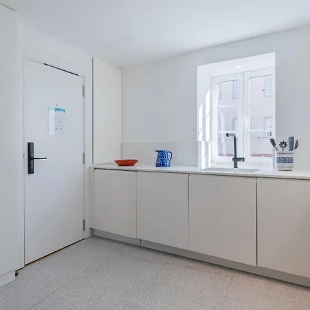 1bdr With Terrace And View By Lovelystay Appartement Lissabon