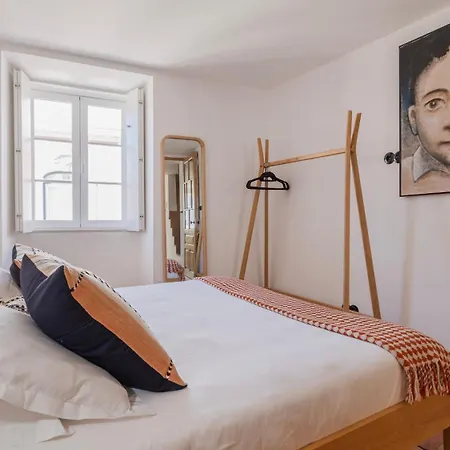 1bdr With Terrace And View By Lovelystay Lissabon