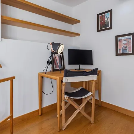 1bdr With Terrace And View By Lovelystay Appartement